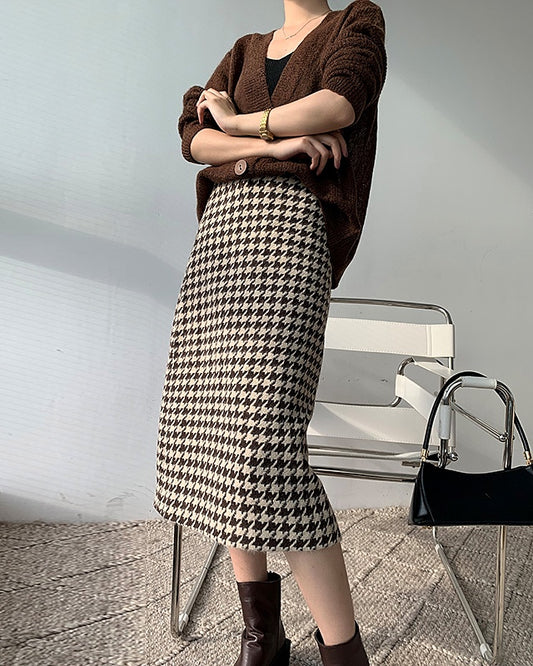 Peyton Houndstooth Brown Midi Skirt (PRE-ORDER)